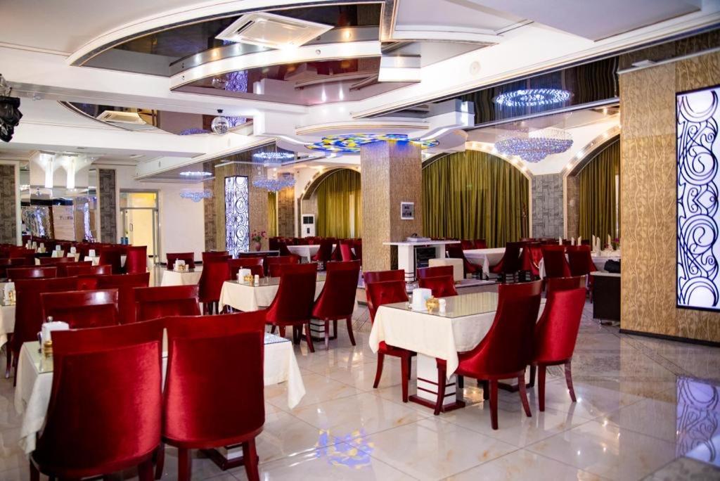Hotel Zhibek Zholy Schymkent Exterior foto