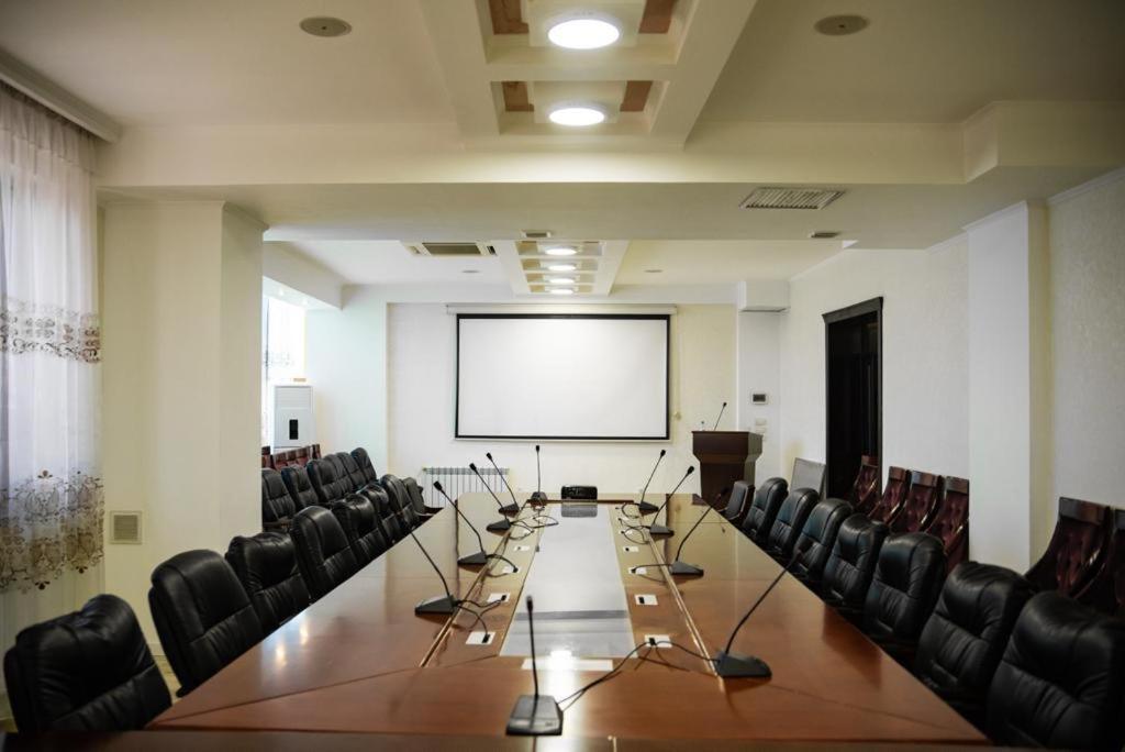 Hotel Zhibek Zholy Schymkent Exterior foto